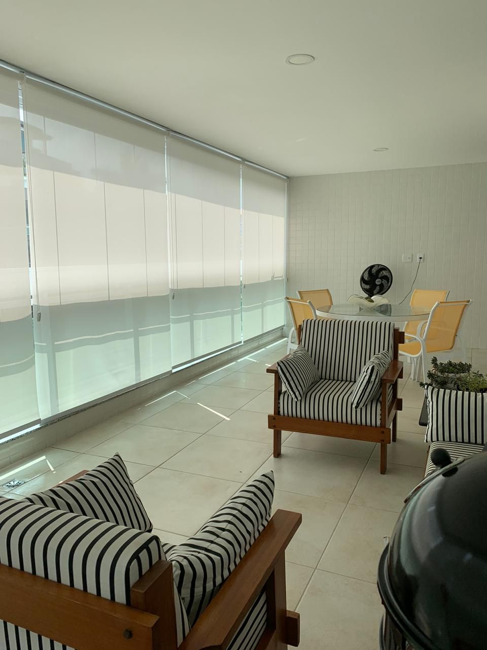 Cortinas rollux em tela solar